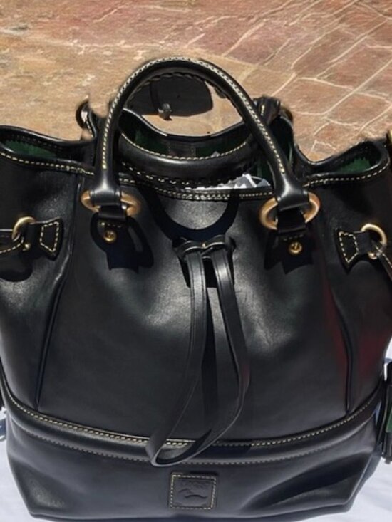 Dooney & Bourke Handbags - The Dooney & Bourke Buckley- Black